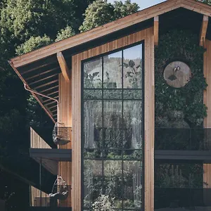 Bed & Breakfast Grand Franziska - Inkl Crossfit Gym