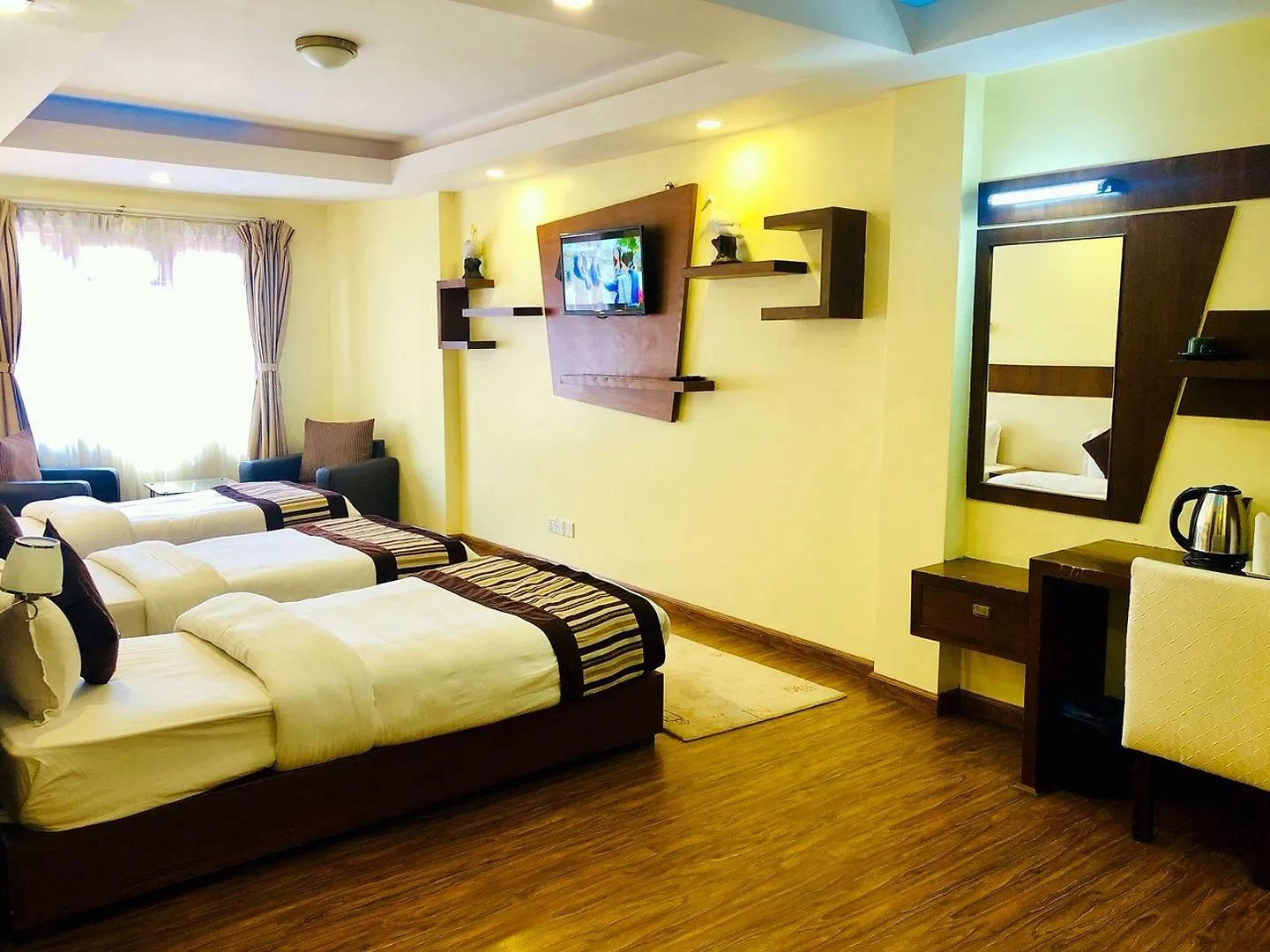 Backyard Hotel Kathmandu 3*,